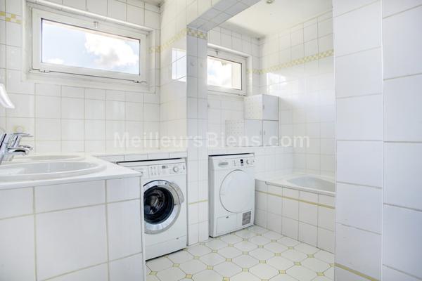 Meudon Bellevue. Appartement 6p dernier étage très calme avec balcons et vues