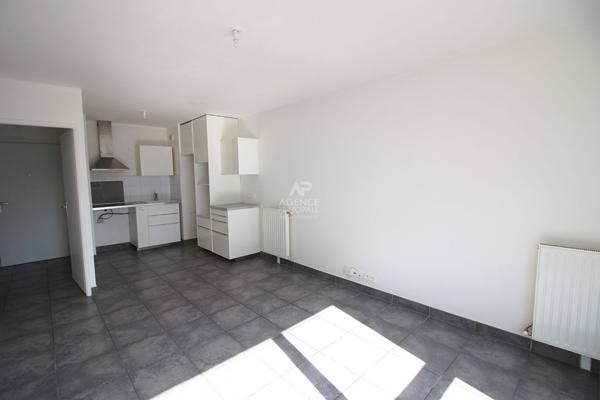 Deux pièces à deux pas de la gare d'Ermont-Eaubonne dans une résidence récente ! 239 000 € **  - Référence  26-3899