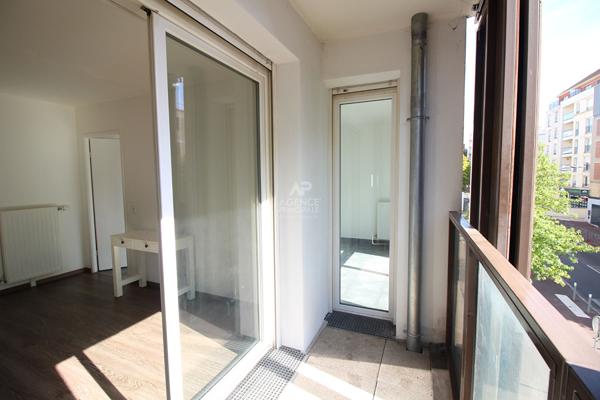 Deux pièces à deux pas de la gare d'Ermont-Eaubonne dans une résidence récente ! 239 000 € **  - Référence  26-3899