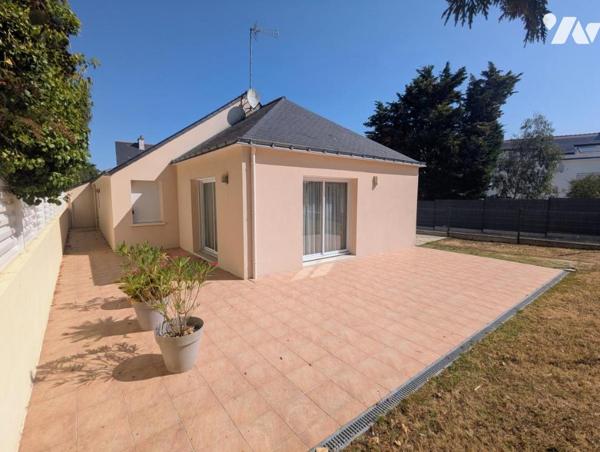 Maison de plain-pied de 91,87 m² avec grand garage – Parcelle de 592 m²