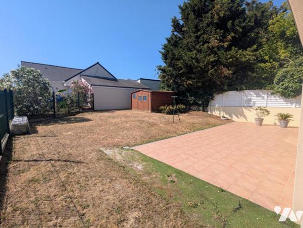 Maison de plain-pied de 91,87 m² avec grand garage – Parcelle de 592 m²