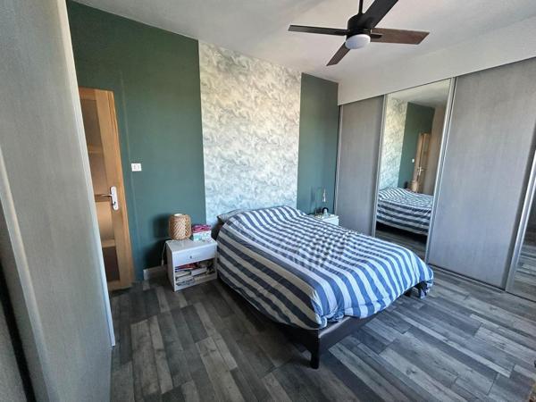 Vous cherchez une maison familiale avec de beaux volumes, du charme et un extérieur ? Ne cherchez plus !