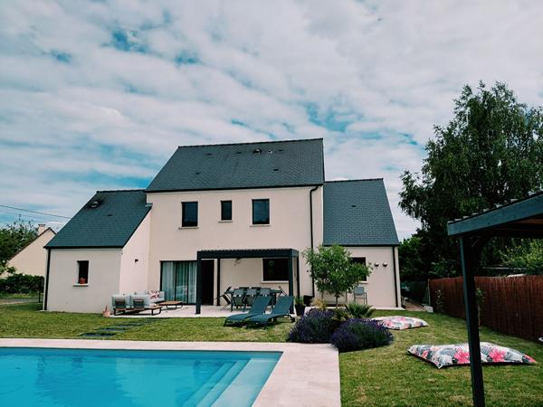 À LOUER ? Superbe maison familiale avec piscine à Chanceaux-sur-Choisille