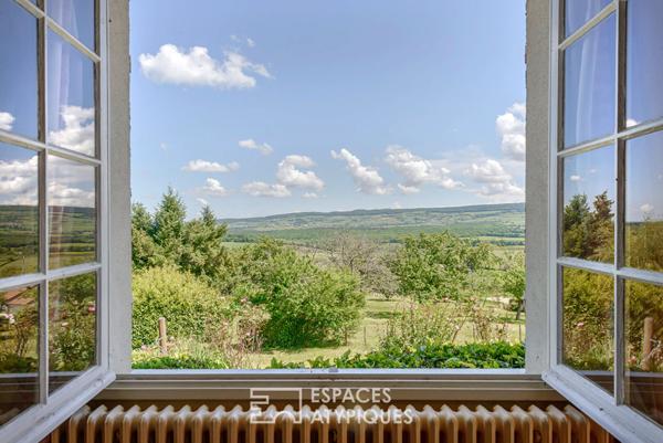 Maison familiale avec vue exceptionnelle à réinterpréter