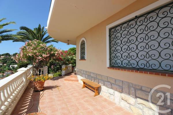 Maison à vendre  5 pièces - 149 m2 ROQUEBRUNE CAP MARTIN - 06