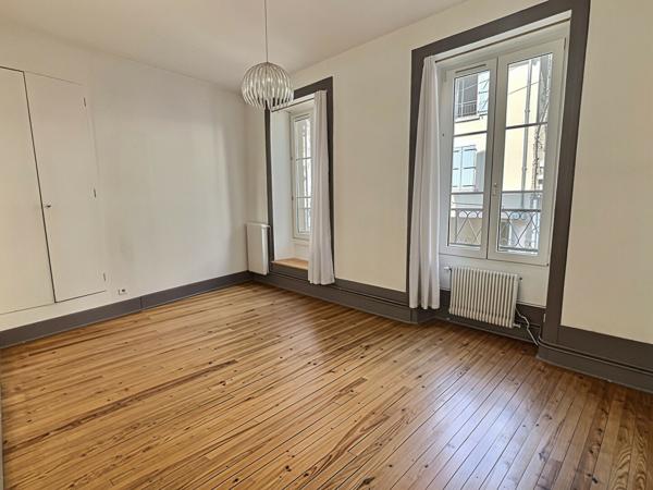Appartement 3 pièces avec terrasse à Figeac
