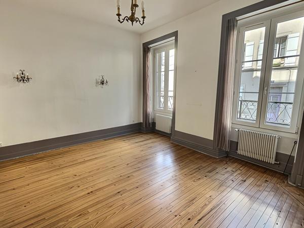 Appartement 3 pièces avec terrasse à Figeac