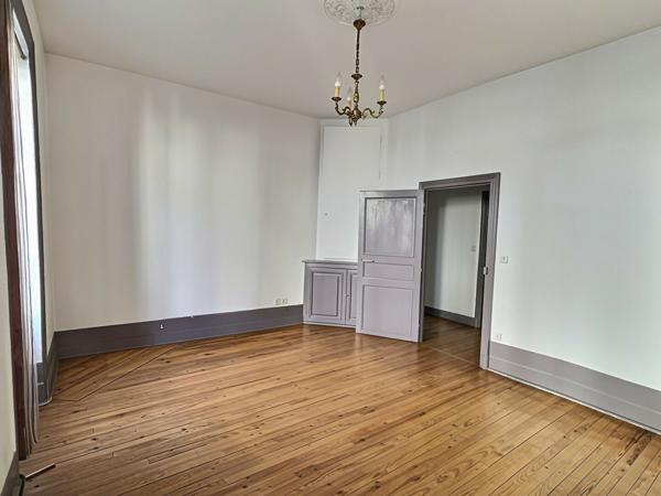 Appartement 3 pièces avec terrasse à Figeac
