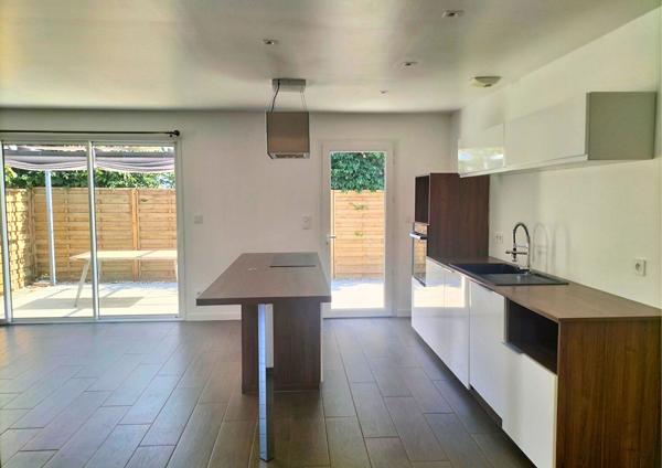 Maison Beauvoir Sur Mer 5 pièce(s) 104m²