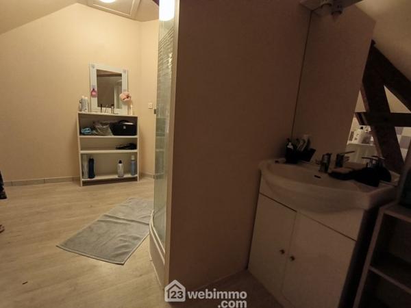 Immeuble 125 m² à VAILLY SUR AISNE 02370
