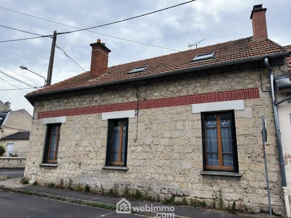 Immeuble 125 m² à VAILLY SUR AISNE 02370