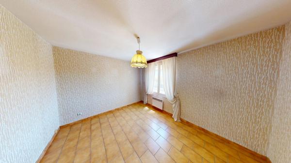 A VENDRE Maison Marguerittes P5 avec jardin