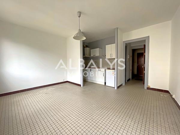 Studio 1 pièce(s) 25.5 m²