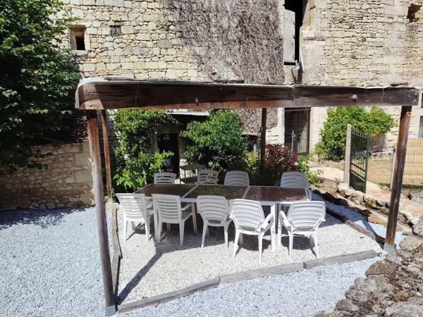 Propriété d'exception : Ancienne Abbaye restaurée + Gîte meu