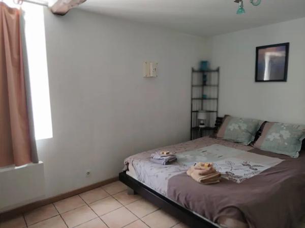 Propriété d'exception : Ancienne Abbaye restaurée + Gîte meu