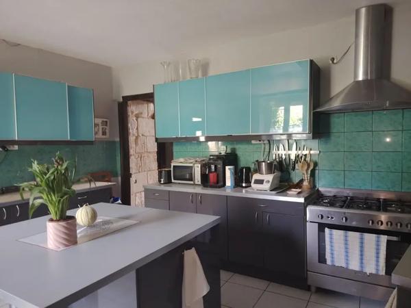 Propriété d'exception : Ancienne Abbaye restaurée + Gîte meu