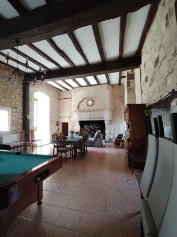 Propriété d'exception : Ancienne Abbaye restaurée + Gîte meu
