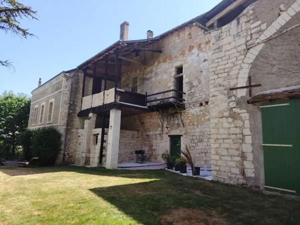 Propriété d'exception : Ancienne Abbaye restaurée + Gîte meu