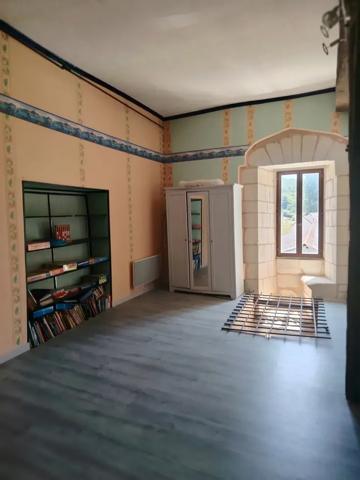 Propriété d'exception : Ancienne Abbaye restaurée + Gîte meu