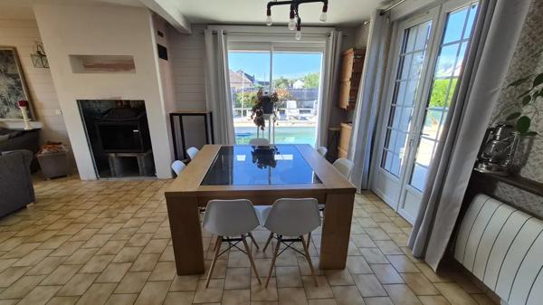 Maison familiale 133 m2 avec piscine et dépendance 4 chamb