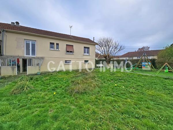 Jarny (54800) Maison 76m² // 2 chambres // 1 bureau // sous-sol complet // jardin