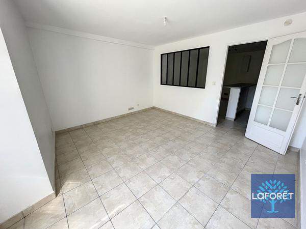 Location appartement Arpajon - 2 pièce(s) - 33 m² - 752 €/mois