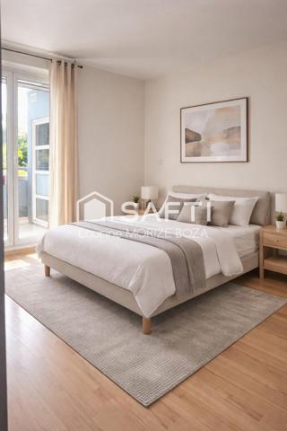 Duplex T3 dans résidence avec piscine et parking.