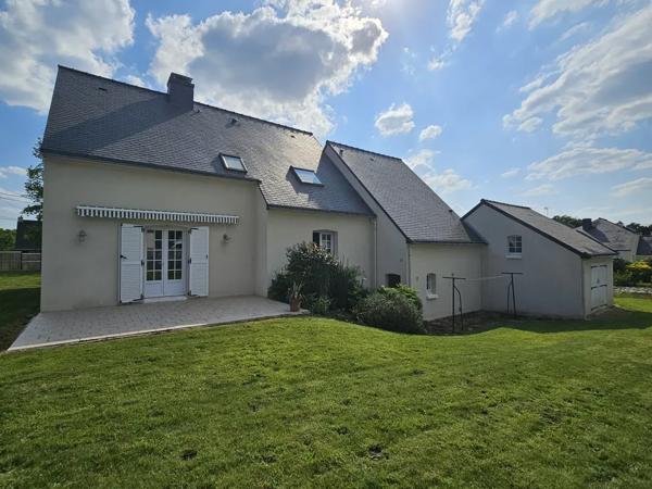 Belle maison 5 chambres, avec un grand garage