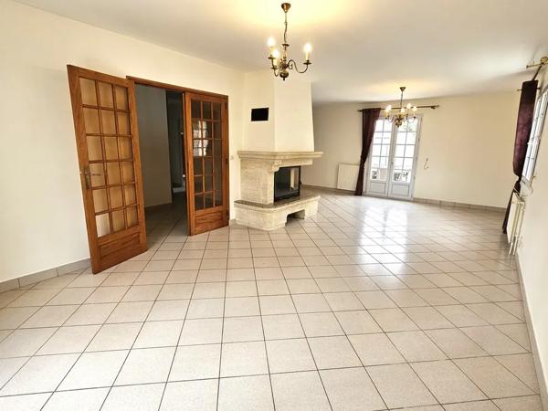 Belle maison 5 chambres, avec un grand garage