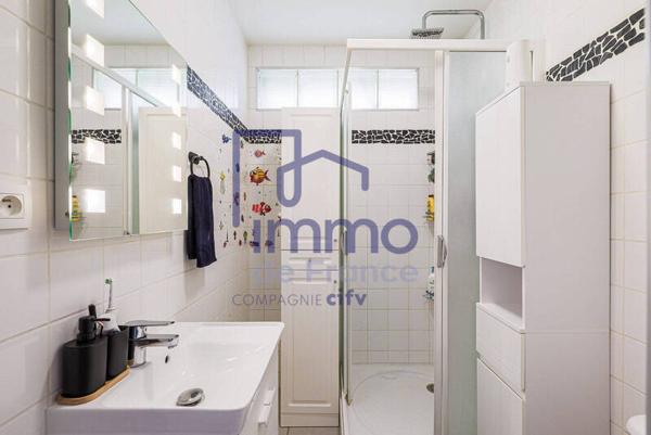Appartement 2 pièces                                        - 38100 Grenoble Réf : 21768