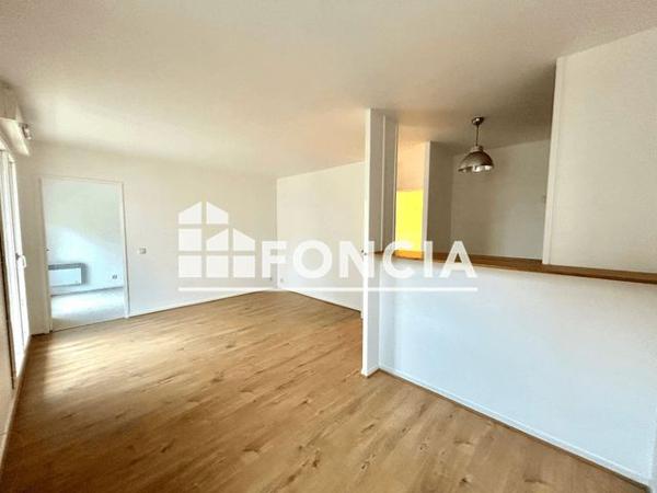 Location Appartement 2 pièces 38 m² - 23 RUE CARVES Montrouge 92120