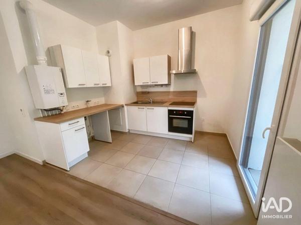 Location appartement 5 pièces 98 m² Poissy