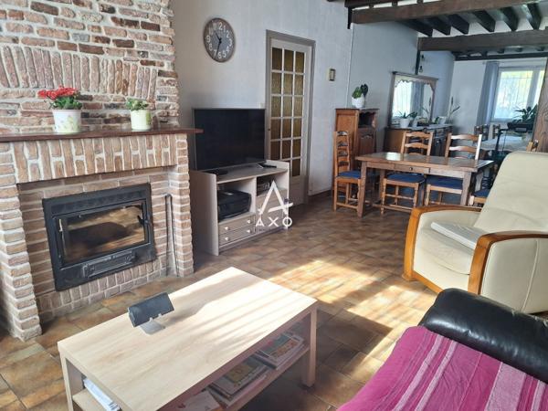 Propriété de caractère au cœur de La Bussière – Maison principale, appartement et nombreuses dépendances.