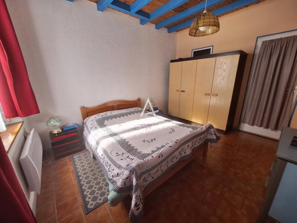 Propriété de caractère au cœur de La Bussière – Maison principale, appartement et nombreuses dépendances.