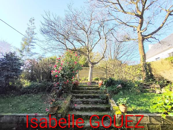 MAISON EN PIERRE A RENOVER ET TERRAIN CONSTRUCTIBLE