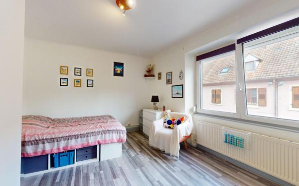 Appartement à vendre    3 pièces • 78 m2 Neuf-Brisach