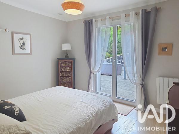 Maison à vendre 5 pièces 215 m² Septeuil