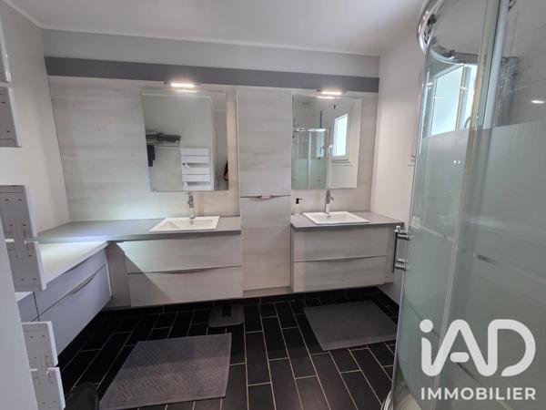 Maison à vendre 5 pièces 215 m² Septeuil