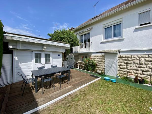 Vente                                                      Maison
                        
                     6 pièces                      112 m2                     à Vineuil-Saint-Firmin