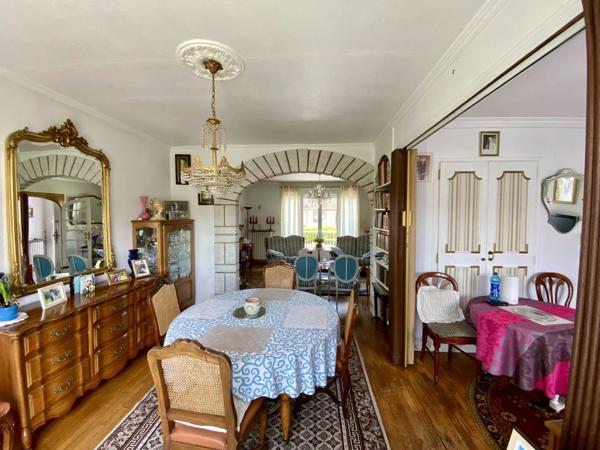 Vente                                                      Maison
                        
                     6 pièces                      112 m2                     à Vineuil-Saint-Firmin
