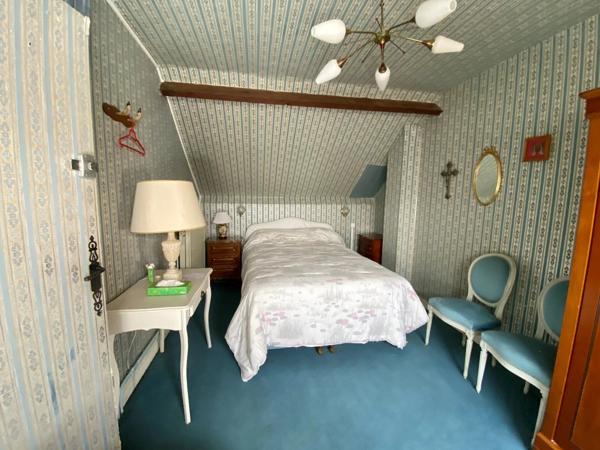 Vente                                                      Maison
                        
                     6 pièces                      112 m2                     à Vineuil-Saint-Firmin