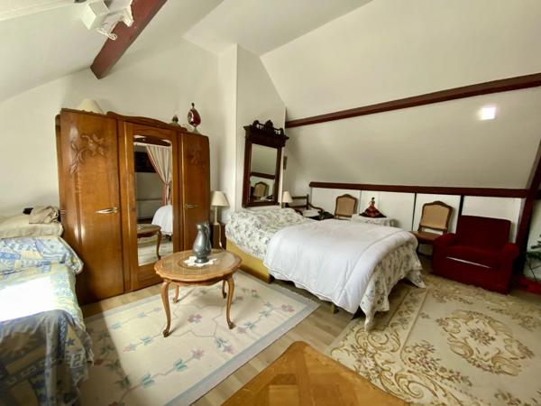 Vente                                                      Maison
                        
                     6 pièces                      112 m2                     à Vineuil-Saint-Firmin