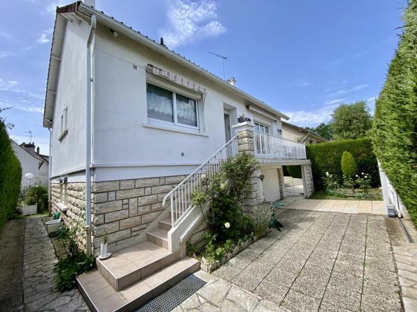 Vente                                                      Maison
                        
                     6 pièces                      112 m2                     à Vineuil-Saint-Firmin