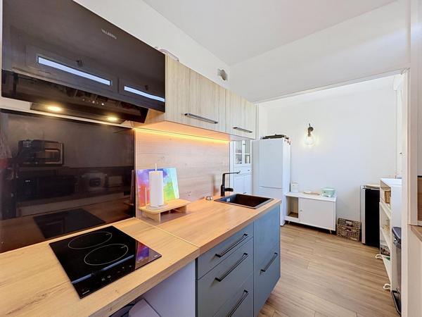 EN EXCLUSIVITE - APPARTEMENT DE TYPE 5 - SECTEUR NEUFCHATEL - BALCON
