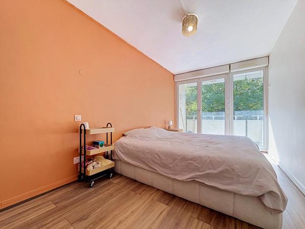 EN EXCLUSIVITE - APPARTEMENT DE TYPE 5 - SECTEUR NEUFCHATEL - BALCON