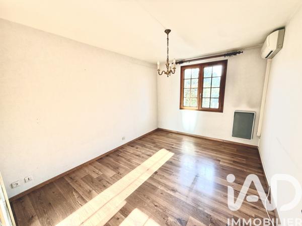 Maison à vendre 5 pièces 103 m² Sainte-Geneviève-des-Bois