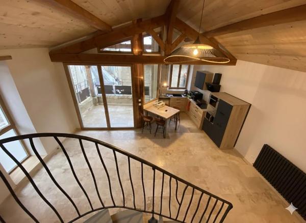 Maison à louer à Poyols (26310)