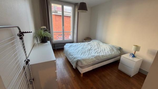 Appartement MEUBLE , METRO JEAN JAURES, 2 pièces 40 m2