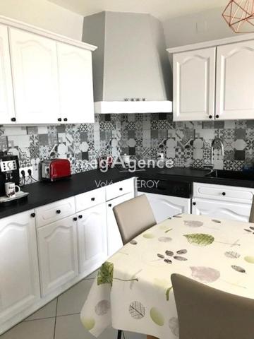 Maison à Meilhan-sur-Garonne, 47180 - 6 pièces 128m²