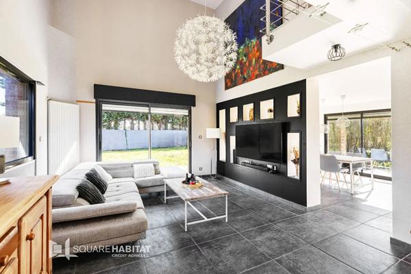 Maison à vendre 7 pièces 212m² Villeneuve-d'Ascq (59650)